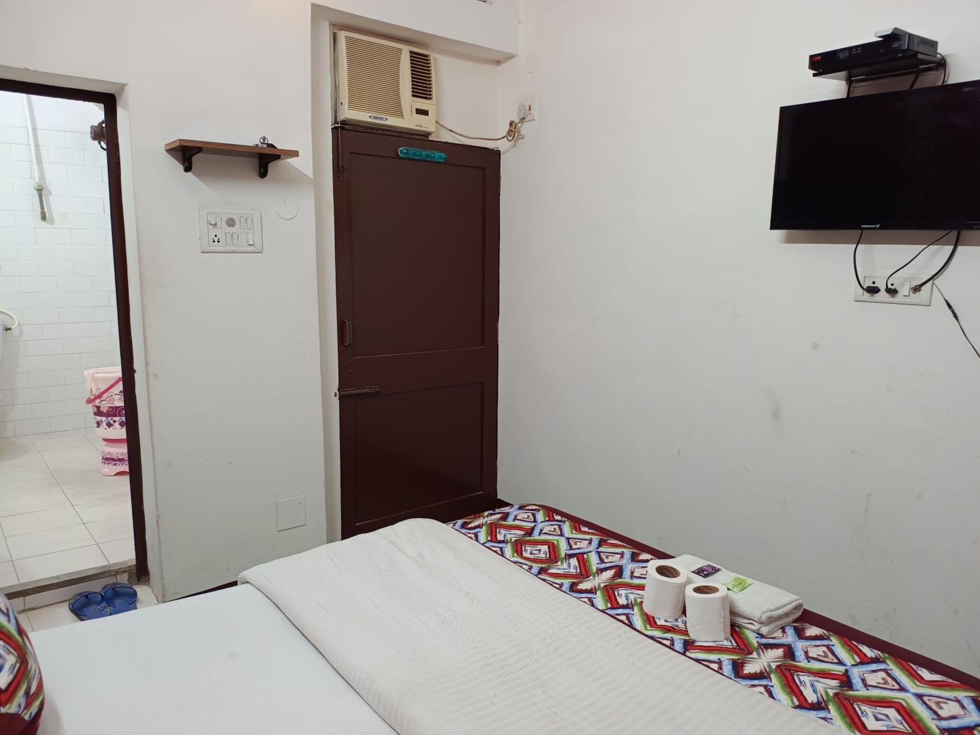 Hotel Majors Den New Delhi Eksteriør bilde