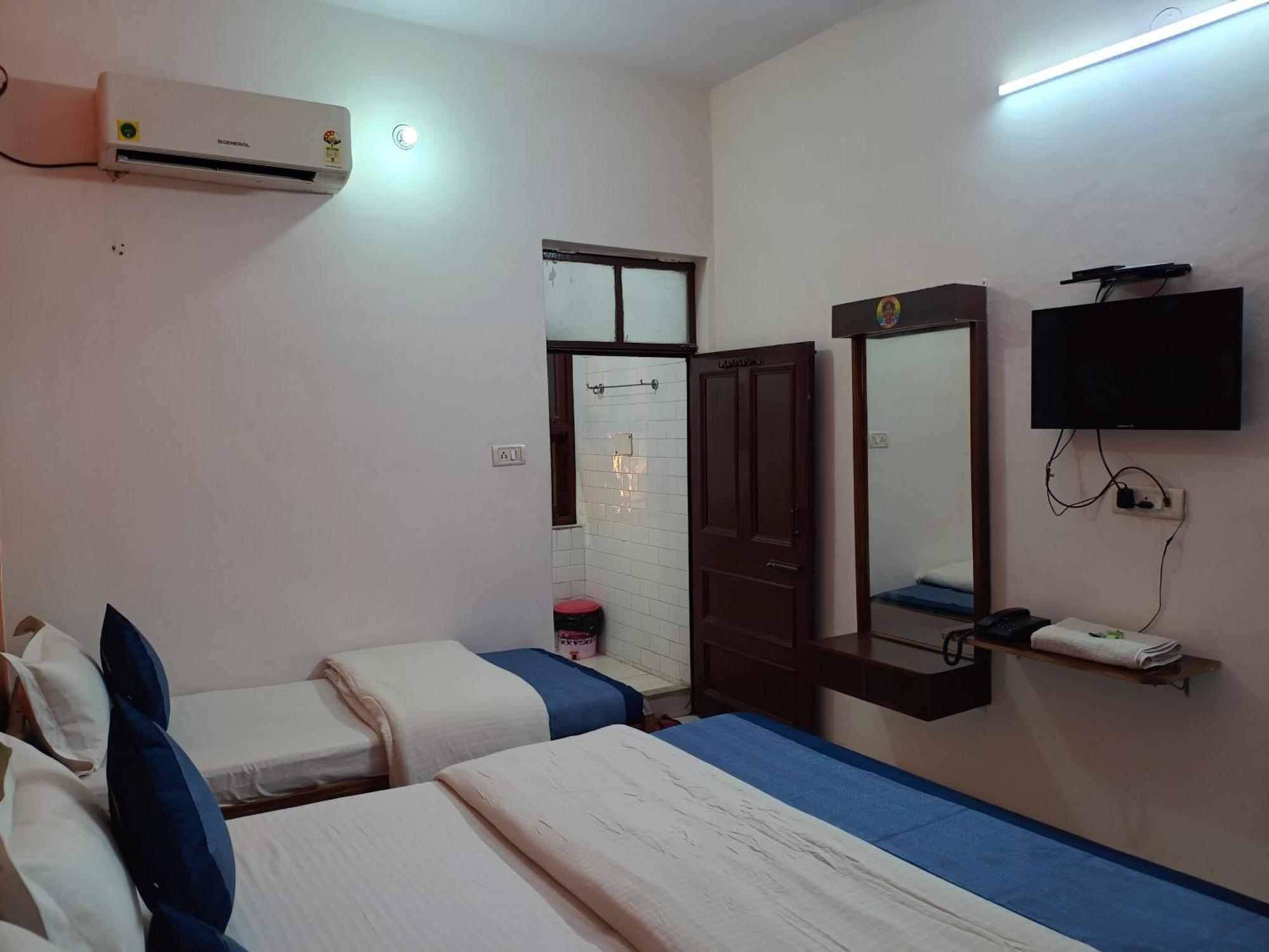 Hotel Majors Den New Delhi Eksteriør bilde